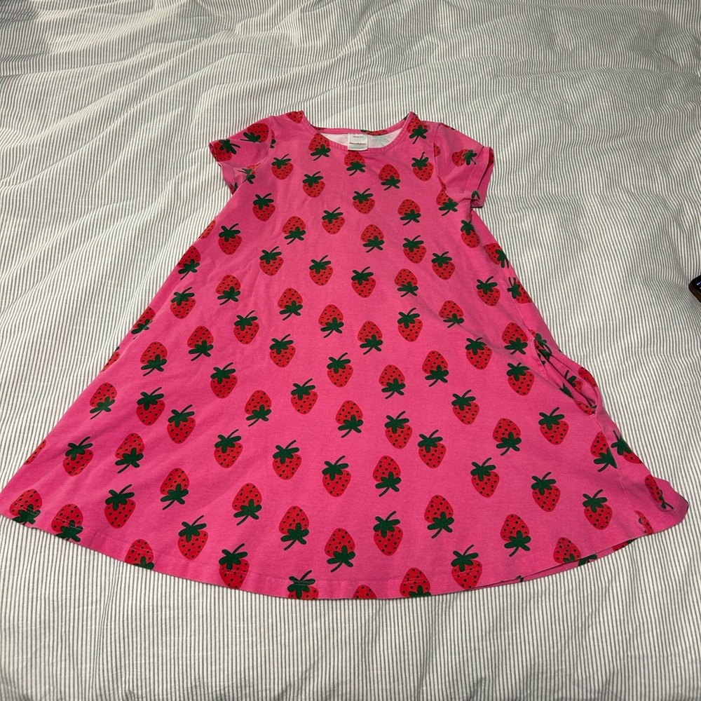 Hanna Andersson Strawberry Dress size 8